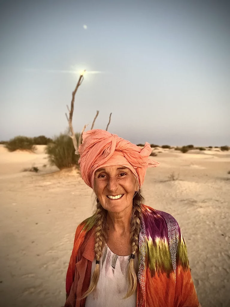 anne simon